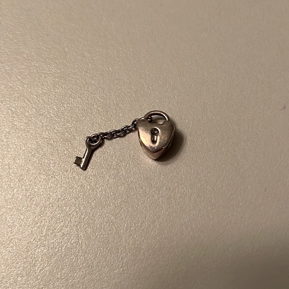 Pandora charms - Picture 3 of 5